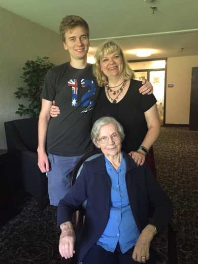 69271281_10220413414305068_1324300359098695680_n